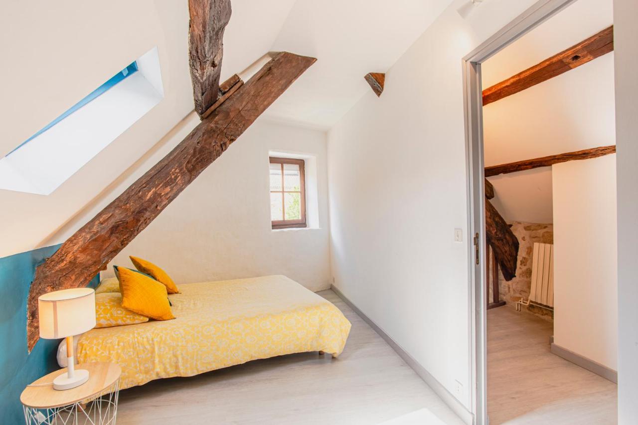 Maison En Pierres Au Coeur Du Village Medieval De Villeneuve Eksteriør billede